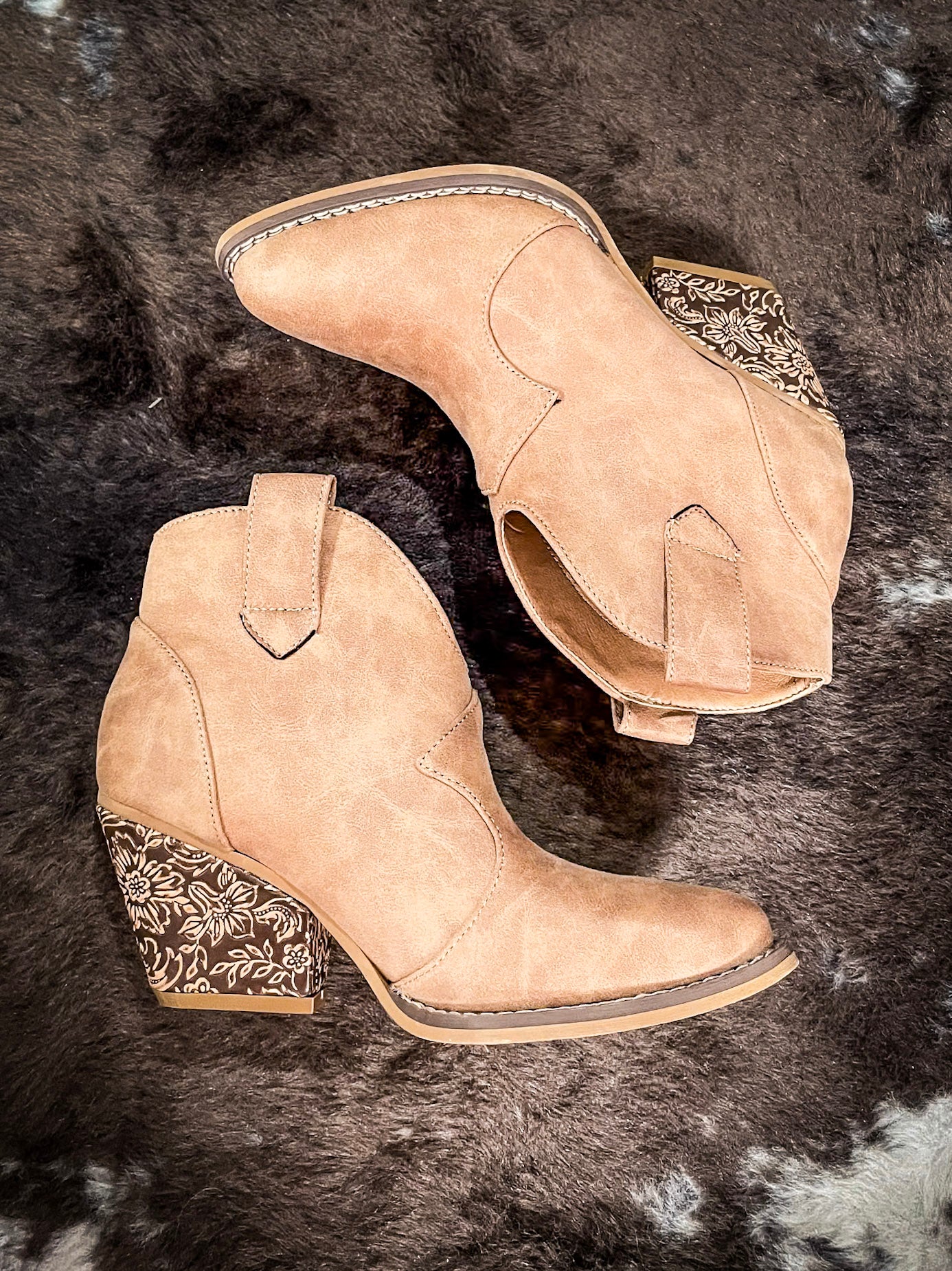 Ala Rae Western Ankle good Booties