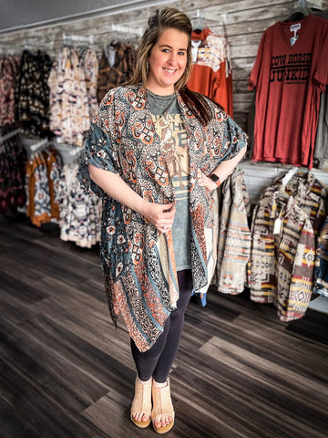 Zahra Paisley Kimono - Apparel - Bronco Western Supply Co. - Bronco Western Supply Co.